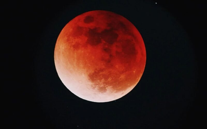 Lunar Eclipse or Chandra Grahan 2022